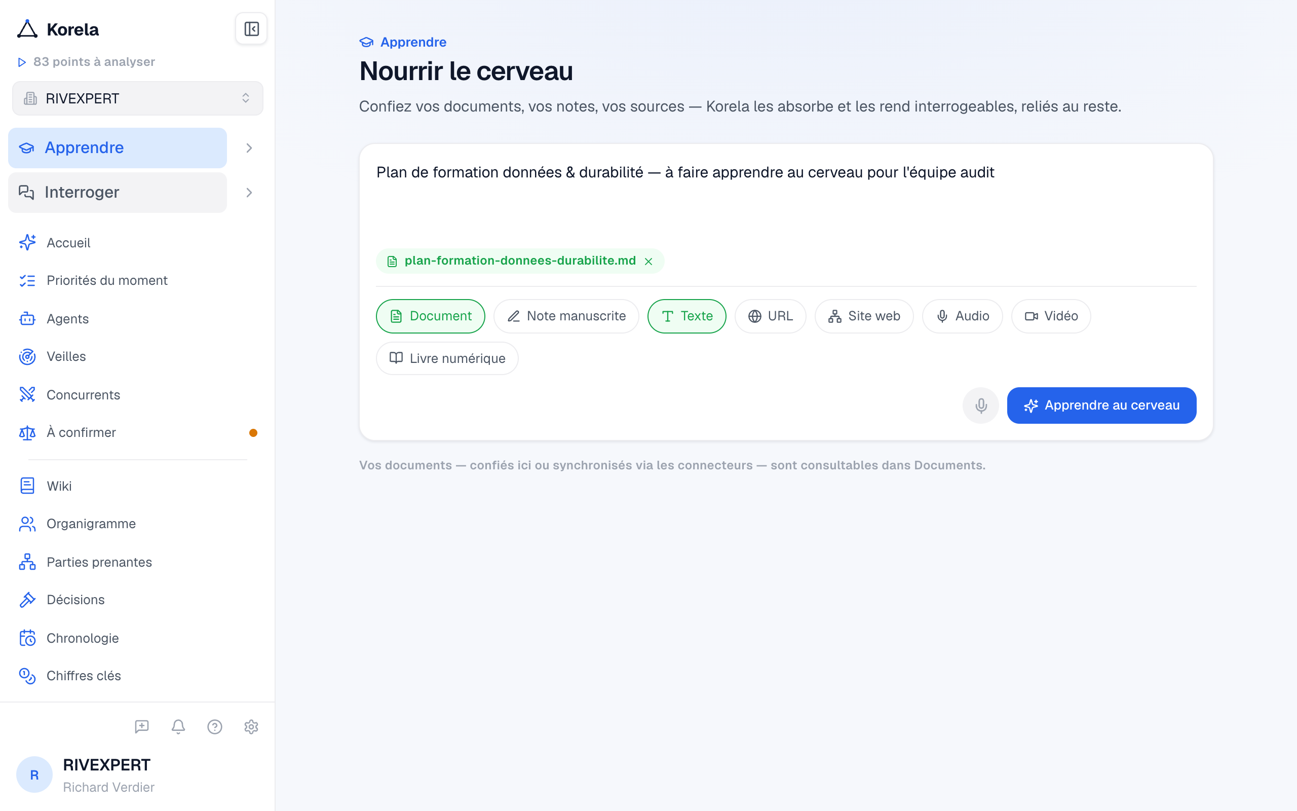 La page Apprendre : un document déposé, prêt à être appris au cerveau